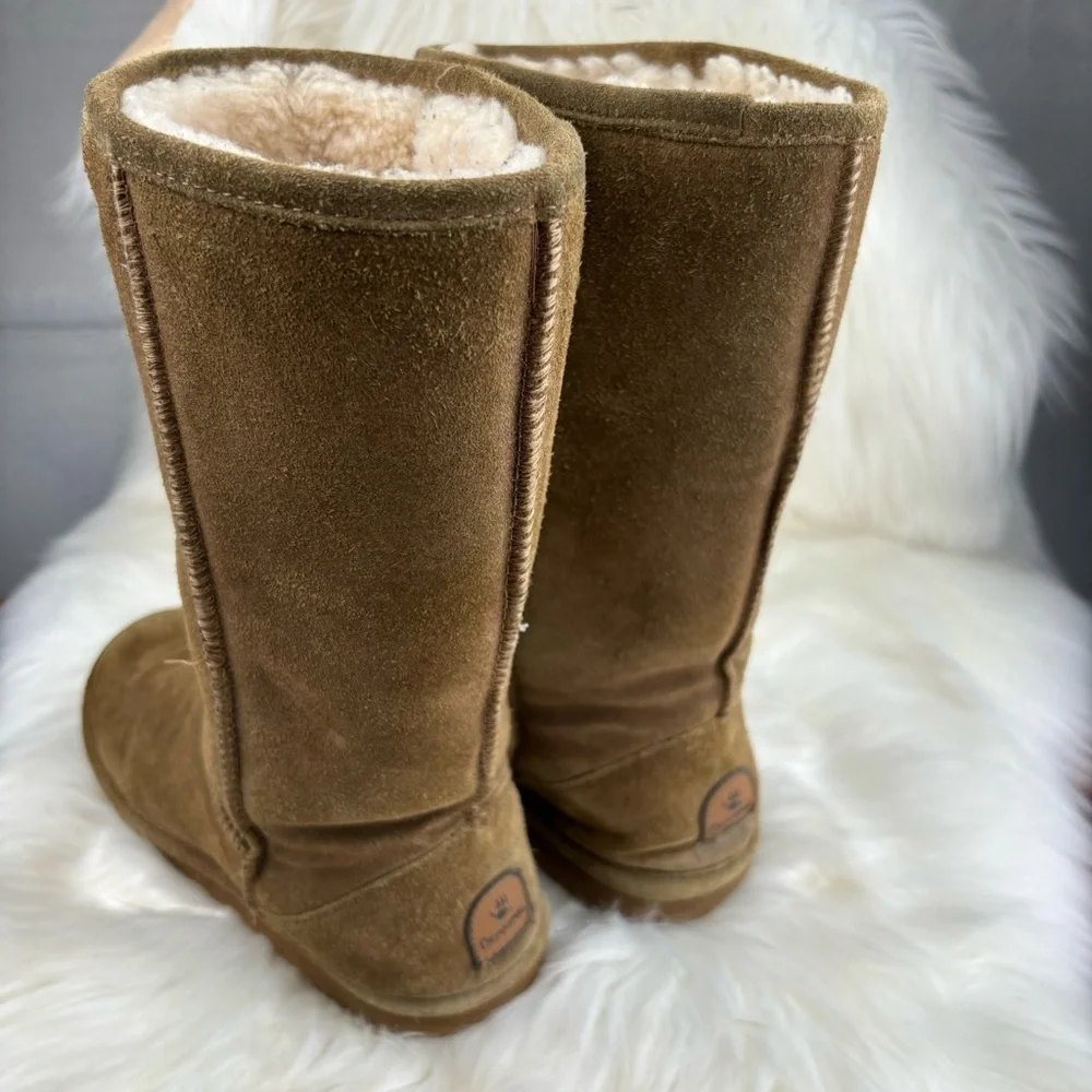 BEARPAW FUR WINTER TALL BOOTS SIZE 8